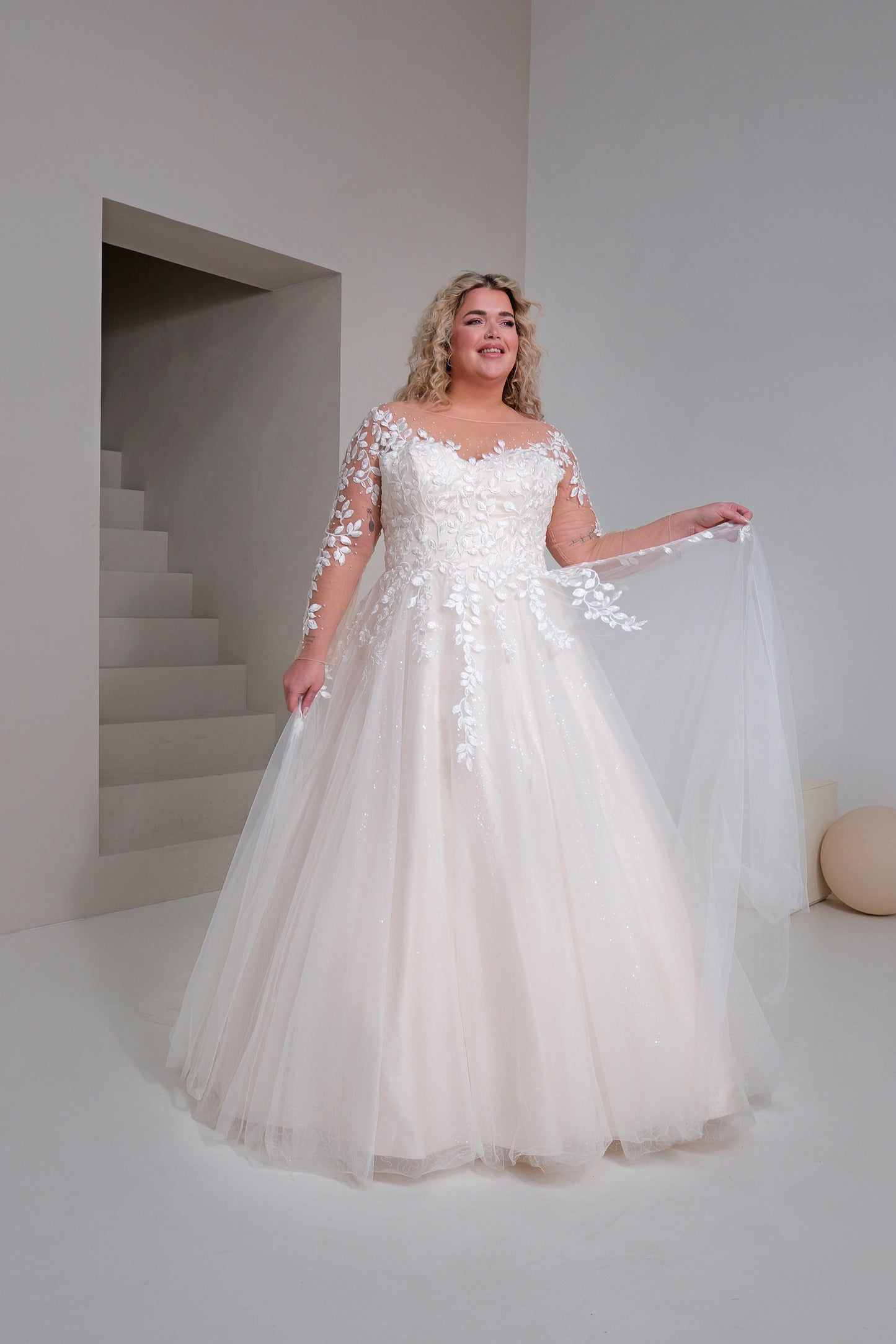GINA 2026 (plus size)