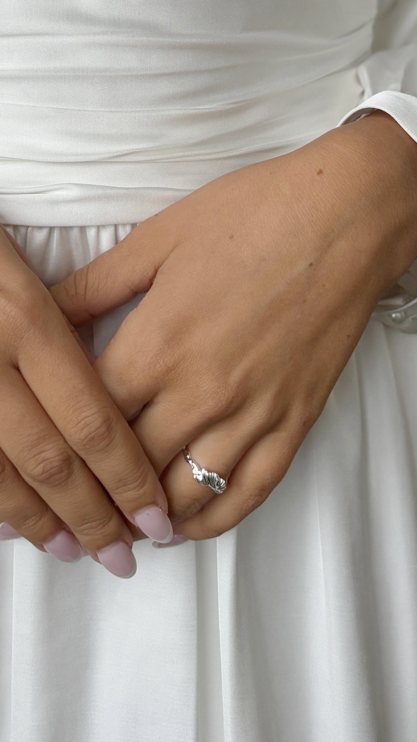 Luna Ring