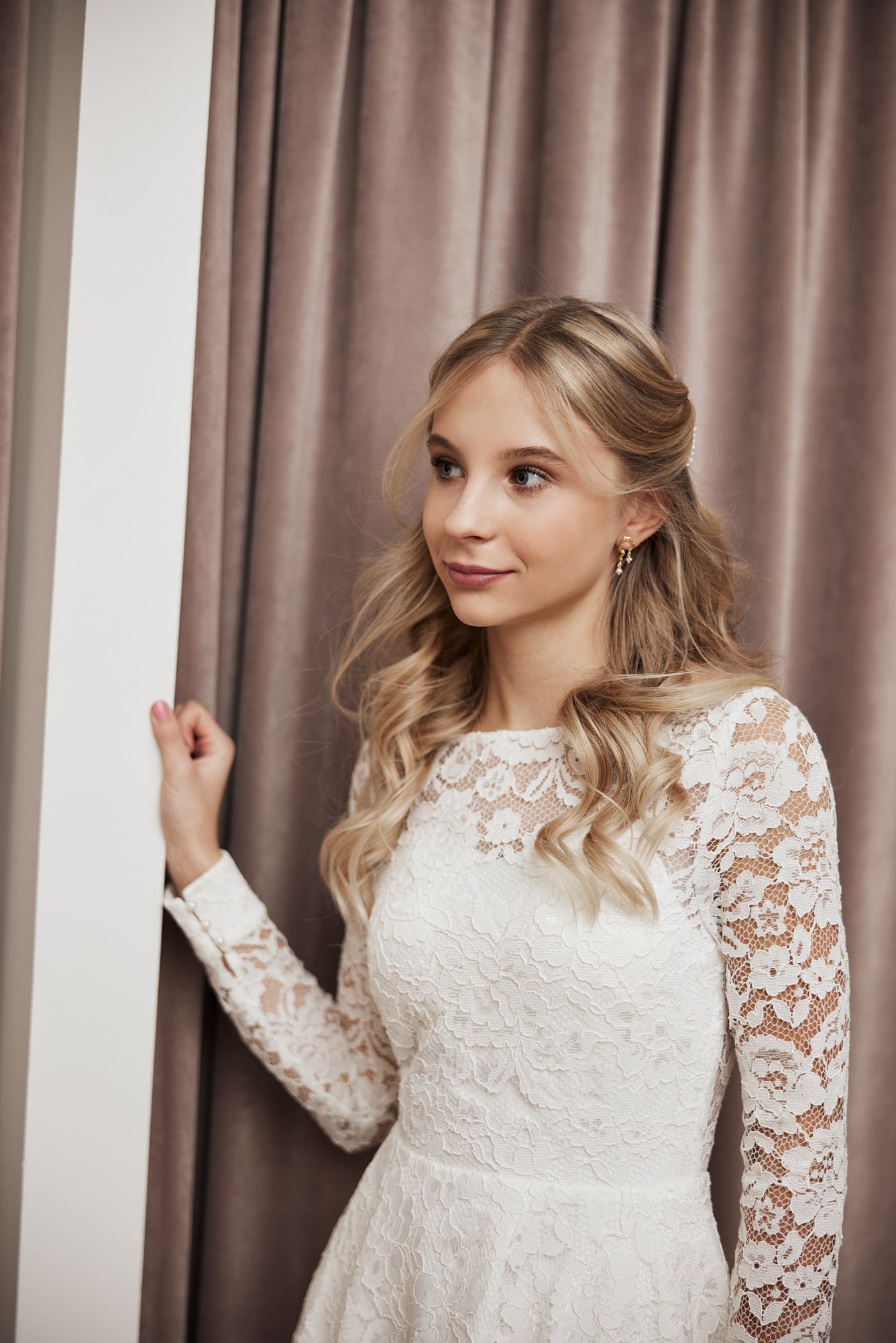 OLIVIA Konfirmationskjole