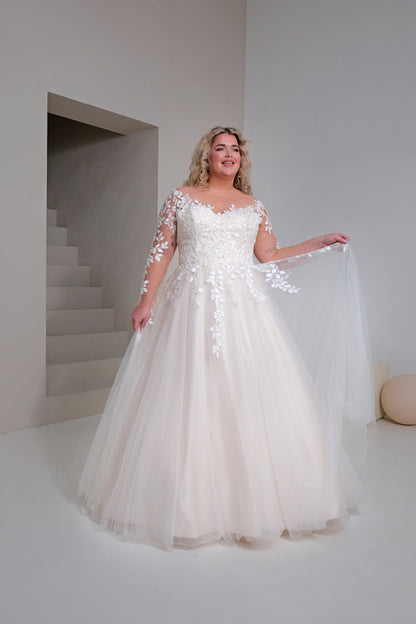 GINA 2026 (plus size)